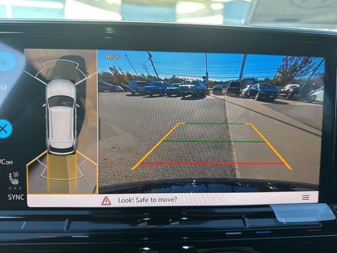 New 2026 Volkswagen Atlas Cross Sport SEL Premium R-Line AWD/4WD image 18