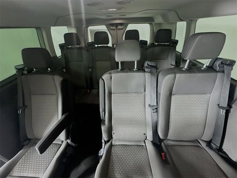 Used 2023 Ford Transit 350 XLT image 13