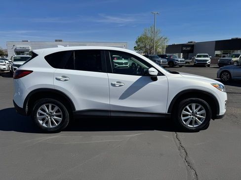 Used 2016 MAZDA CX-5 Touring image 5