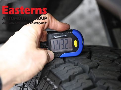 Used 2018 Mercedes-Benz Sprinter 144 Cargo image 26