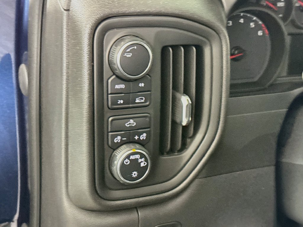 Used 2021 Chevrolet Silverado 1500 Custom AWD/4WD image 19
