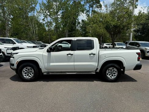 Used 2025 Nissan Frontier S RWD image 2