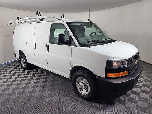 New 2025 Chevrolet Express 3500 w/ Driver Convenience Package RWD image 1