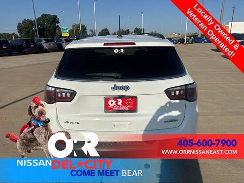 Used 2024 Jeep Compass Latitude image 4