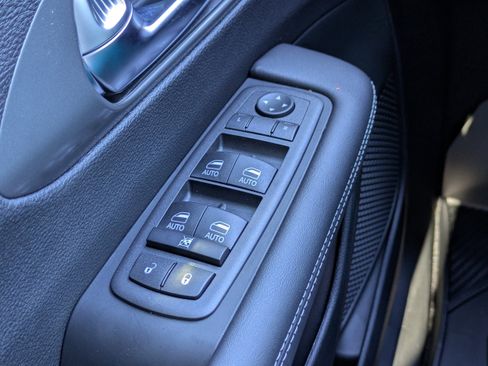 New 2026 Chrysler Pacifica Select image 27