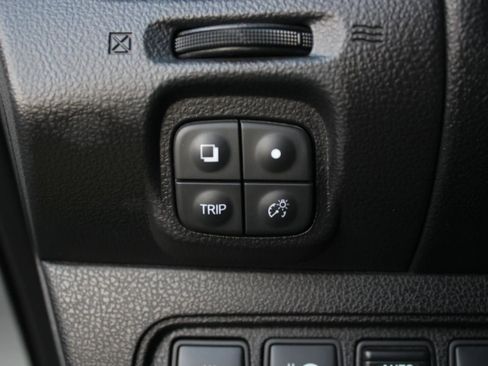 Used 2014 Nissan Leaf S w/ Charge Package image 37