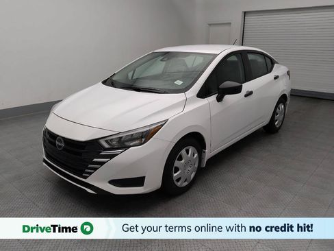 Used 2025 Nissan Versa S w/ Trunk Package FWD image 1