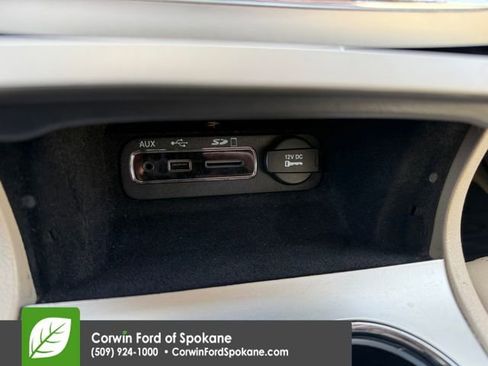 Used 2014 Jeep Grand Cherokee Overland image 32