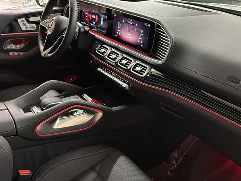 New 2026 Mercedes-Benz GLE 580 4MATIC image 37