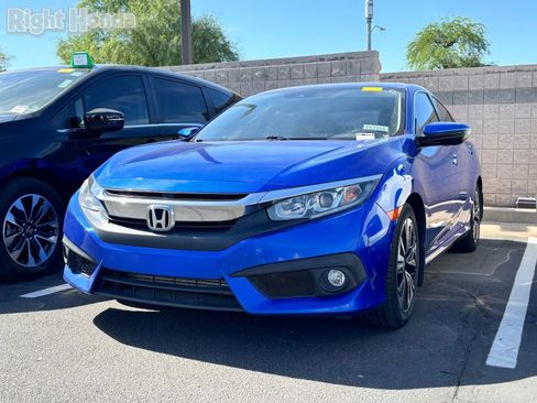Used 2017 Honda Civic EX-T image 2