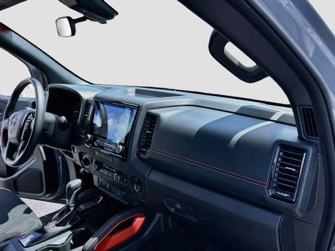 Certified 2024 Nissan Frontier PRO-4X w/ Technology Package AWD/4WD image 22