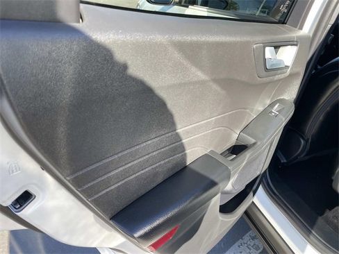 Used 2025 Ford Escape ST-Line w/ Equipment Group 301A image 33