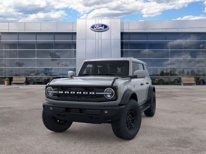 New 2026 Ford Bronco Outer Banks w/ Sasquatch Package