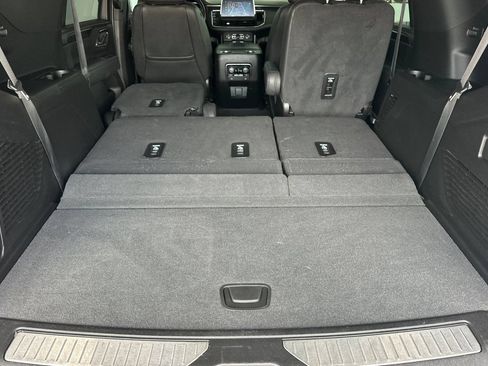 Used 2023 Chevrolet Tahoe RST w/ Luxury Package AWD/4WD image 18