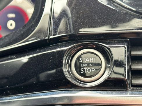 Used 2023 Nissan Pathfinder Platinum image 15