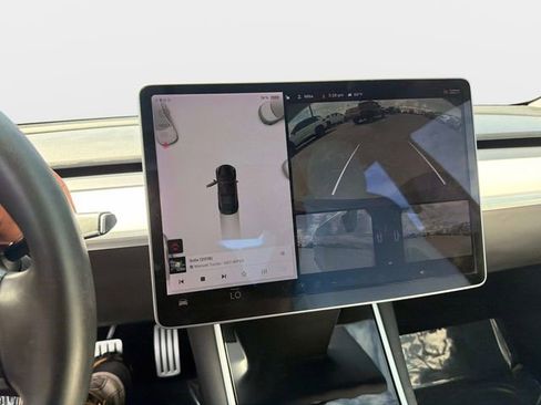 Used 2020 Tesla Model 3 Performance AWD/4WD image 24