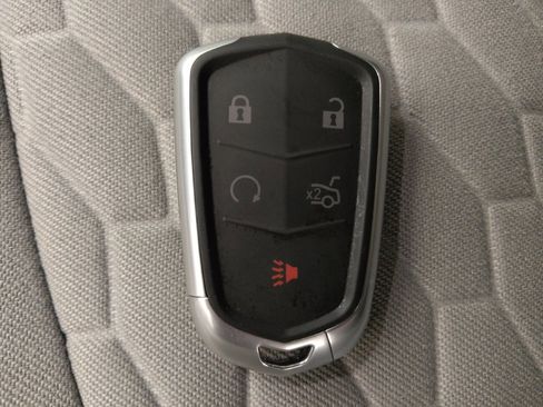 Used 2021 Chevrolet Equinox LS w/ LS Convenience Package FWD image 32