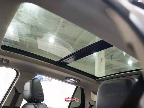 Used 2019 GMC Terrain Denali w/ Advanced Safety Package image 38