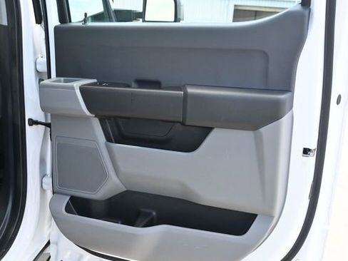 Used 2024 Ford F550 4x4 Crew Cab Super Duty image 13