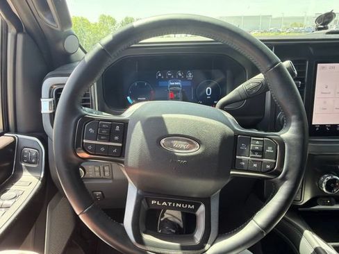 Used 2026 Ford F250 Platinum AWD/4WD image 15