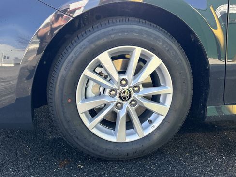 New 2026 Toyota Camry LE image 5