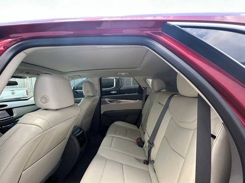 Used 2023 Cadillac XT5 Premium Luxury FWD image 16