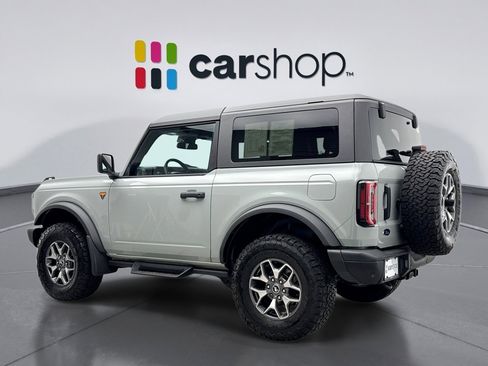Used 2023 Ford Bronco Badlands AWD/4WD image 3