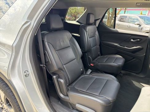 Used 2018 Chevrolet Traverse LT image 10