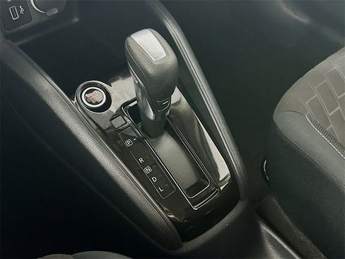 Used 2022 Nissan Kicks S image 16