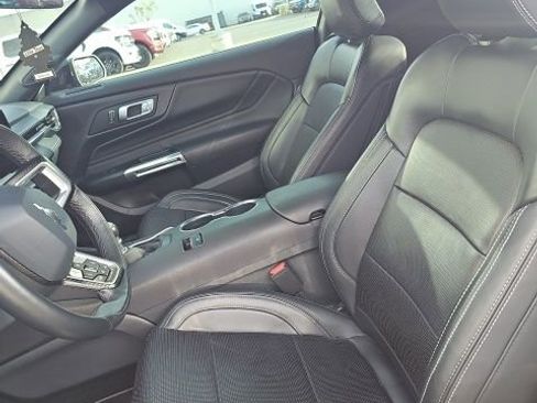 Used 2025 Ford Mustang GT Premium image 26