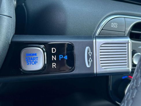 New 2026 Hyundai Palisade Limited FWD image 32