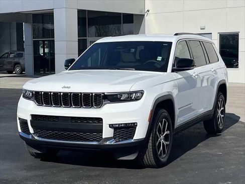 Certified 2024 Jeep Grand Cherokee L Limited image 3