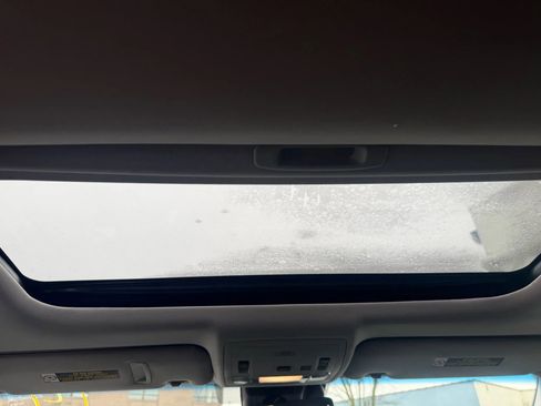 Used 2018 Lexus ES 350 w/ Luxury Package w/Wood Trim image 31