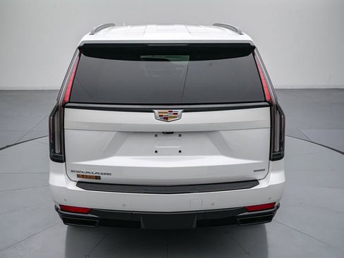 Used 2023 Cadillac Escalade Sport Platinum AWD/4WD image 6