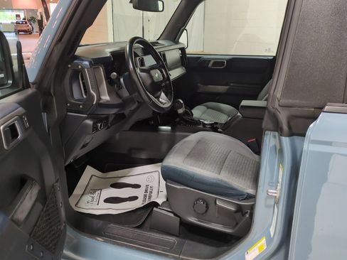Used 2022 Ford Bronco Outer Banks AWD/4WD image 15