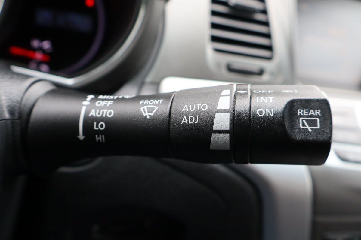 Used 2012 Nissan Murano SL AWD/4WD image 33