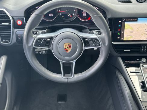 Certified 2023 Porsche Cayenne AWD/4WD image 14