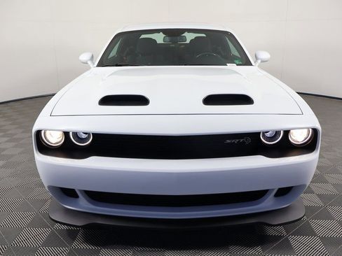 Used 2022 Dodge Challenger SRT Hellcat image 2