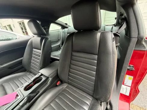 Used 2009 Ford Mustang Premium RWD image 23