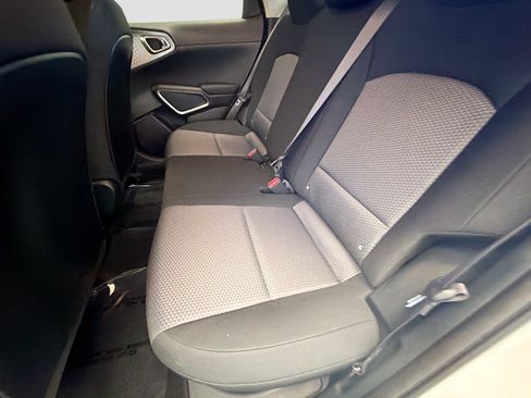 Used 2024 Kia Soul S FWD image 13