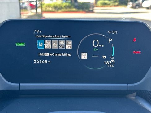 Used 2024 Toyota bZ4X FWD image 40