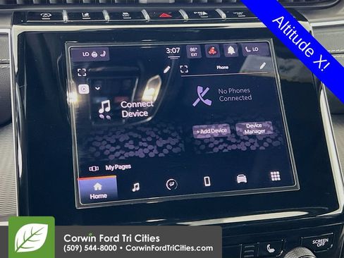 Used 2025 Jeep Grand Cherokee Altitude AWD/4WD image 21