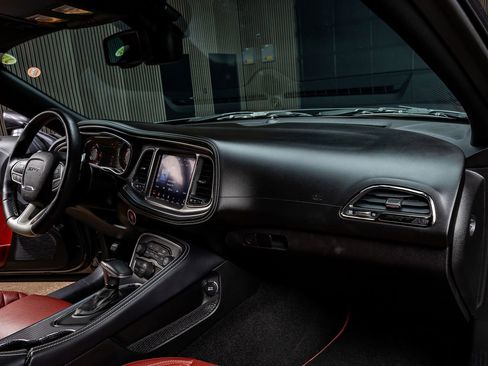 Used 2021 Dodge Challenger SRT Hellcat image 13