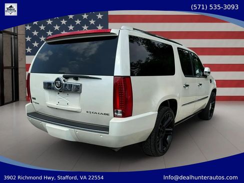 Used 2011 Cadillac Escalade ESV Platinum AWD/4WD image 6