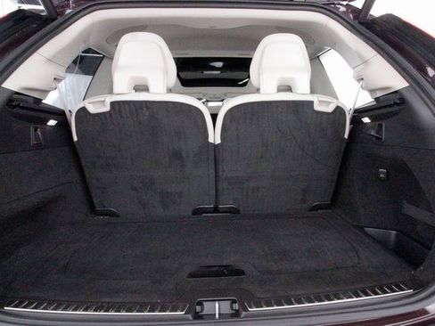 Used 2025 Volvo XC90 B6 Ultra w/ Protection Package image 29