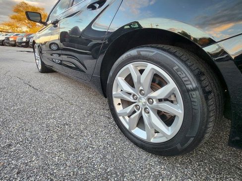 Used 2017 Chevrolet Impala LT image 22