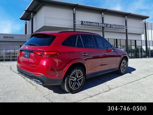 Used 2026 Mercedes-Benz GLC 300 4MATIC image 3