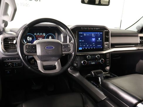 Used 2022 Ford F150 Lariat AWD/4WD image 2