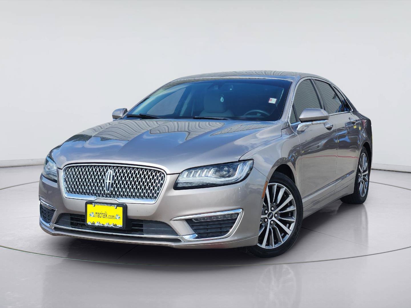 Used 2020 Lincoln MKZ w/ Convenience Package FWD image 1