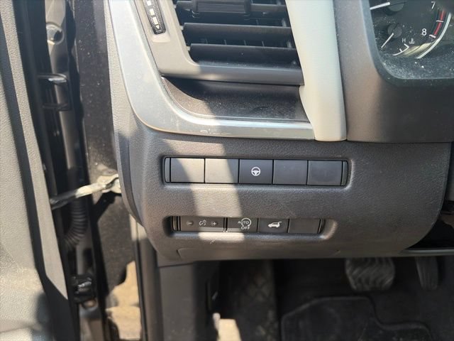 Used 2023 Nissan Rogue SV w/ SV Premium B Package AWD/4WD image 20